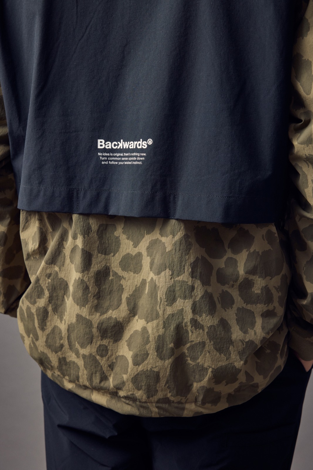 秋冬ゴルフは注目ブランド『Backwards』のセットアップですべて解決