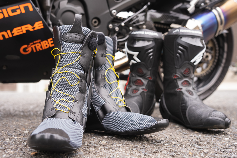 世界的ブランドのコラボブーツ『スーパーテックRブーツ』その魅力を