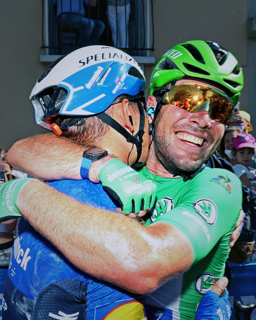 カヴェンディッシュの瞳を守る「オークリー ケイトー プリズム24K