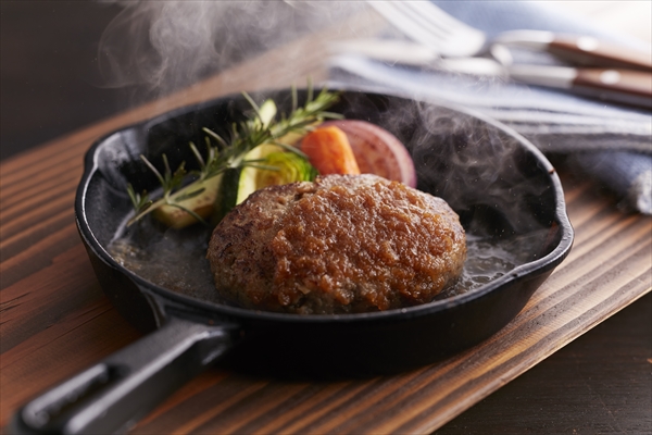 松尾勝馬牧場】伊萬里牛100％生ハンバーグ（120g×4） 厳選肉専門店 ふじ匠