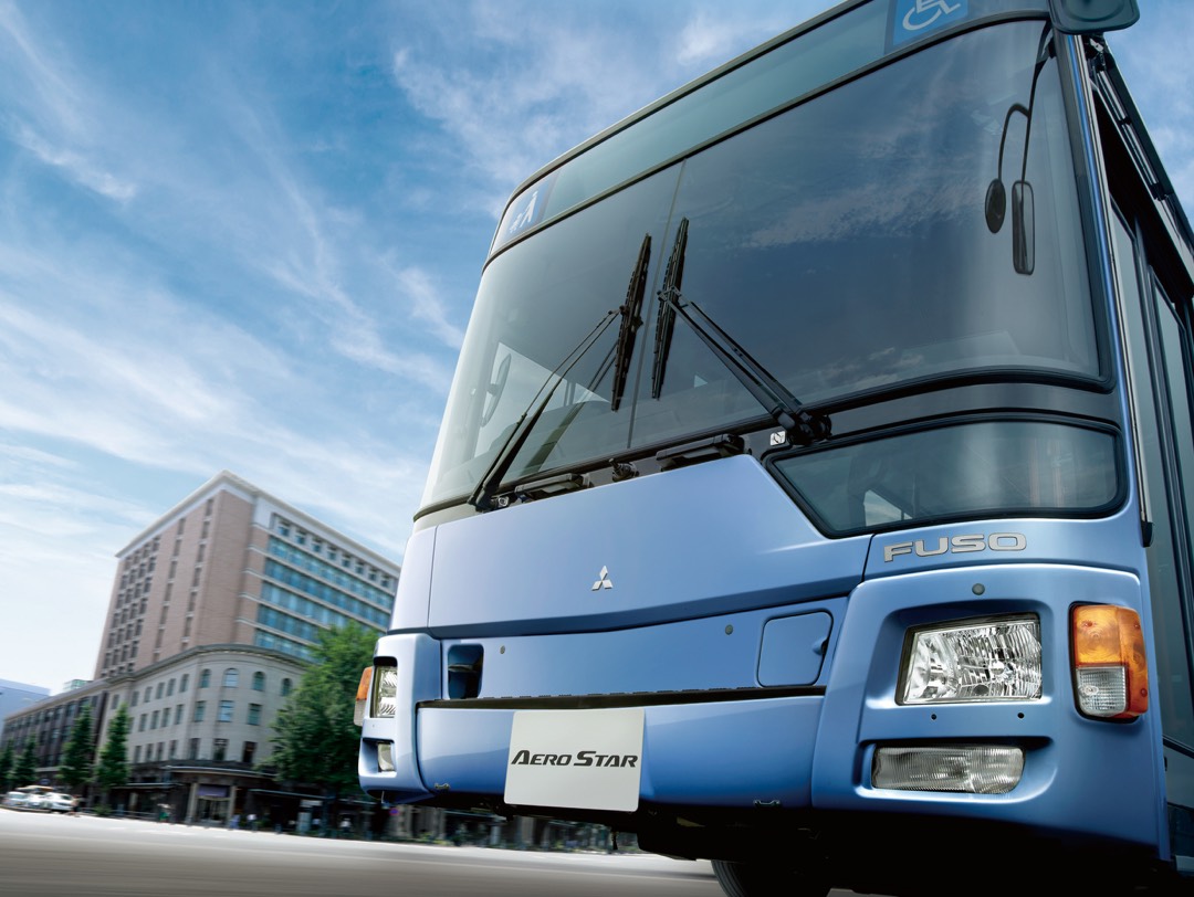 エアロスター（大型バス） | 三菱ふそうトラック・バス株式会社